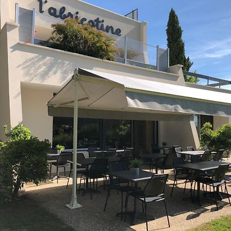 Logis Hotel L'Abricotine Тен-л'Ермітаж Екстер'єр фото